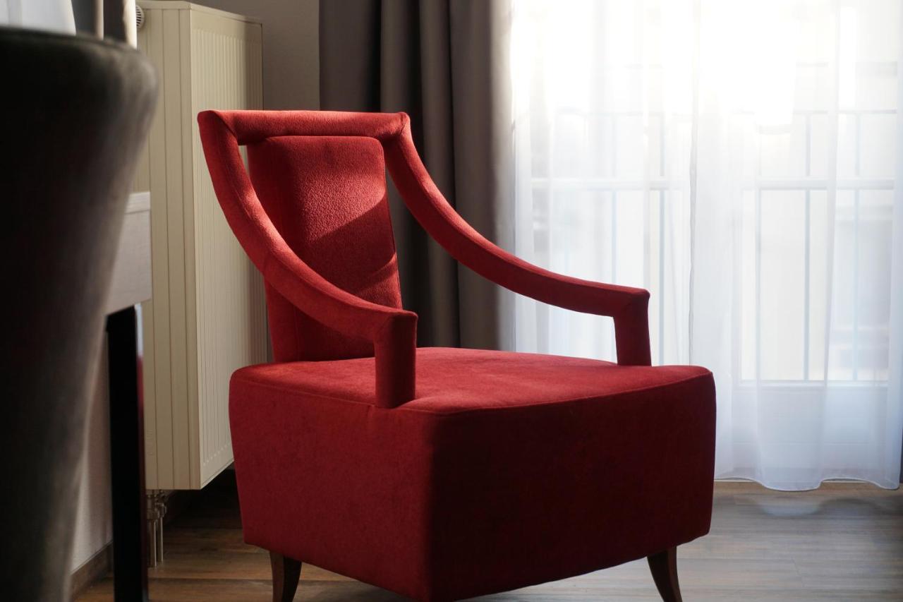Hotel Gruener Baum Кауфбойрен Экстерьер фото